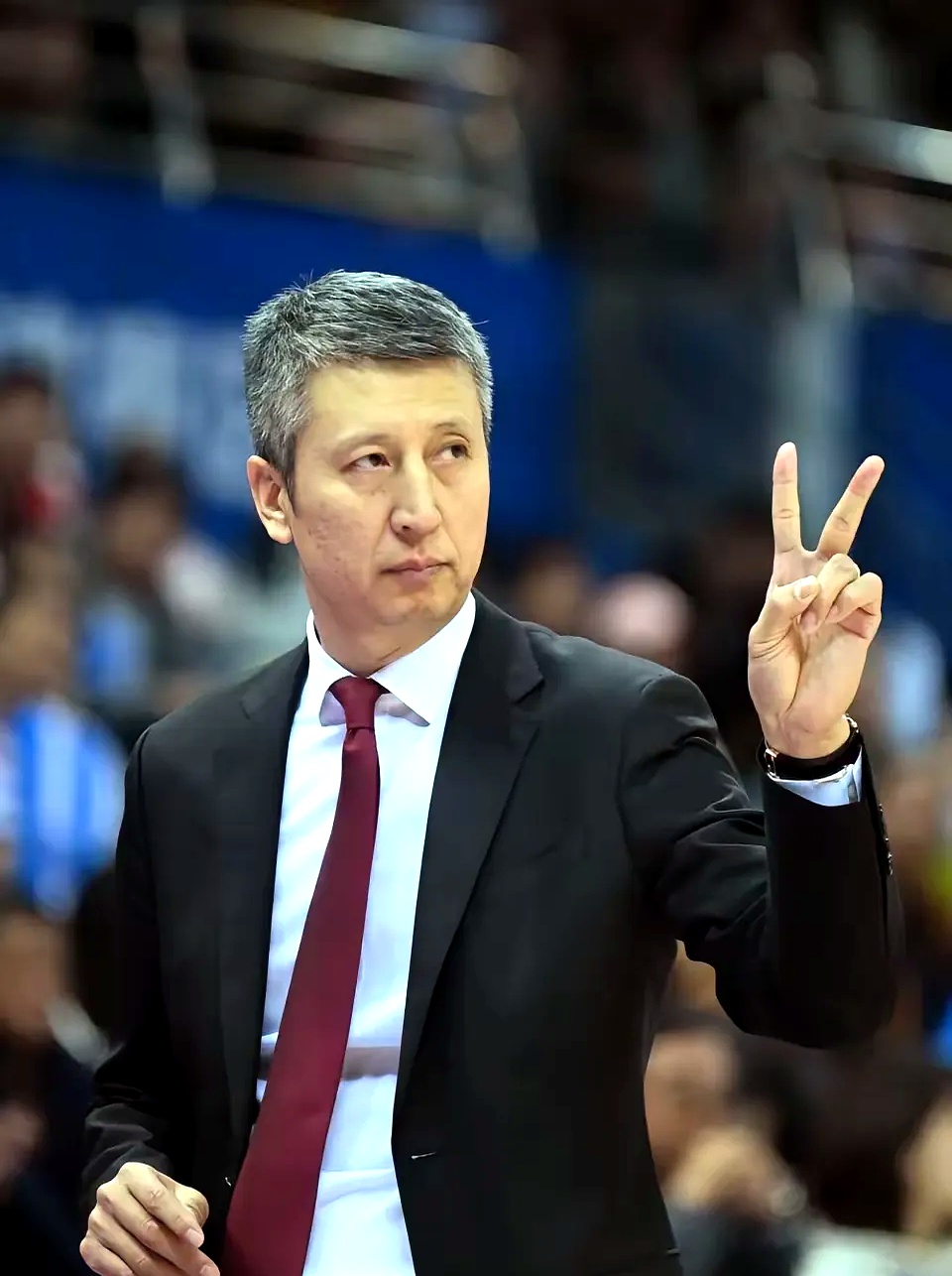 lol中国总决赛-今晨体能课后,波尔图门线救险备战欧冠,引发热议,资深球员宣示担当(波尔图球员名单数据)