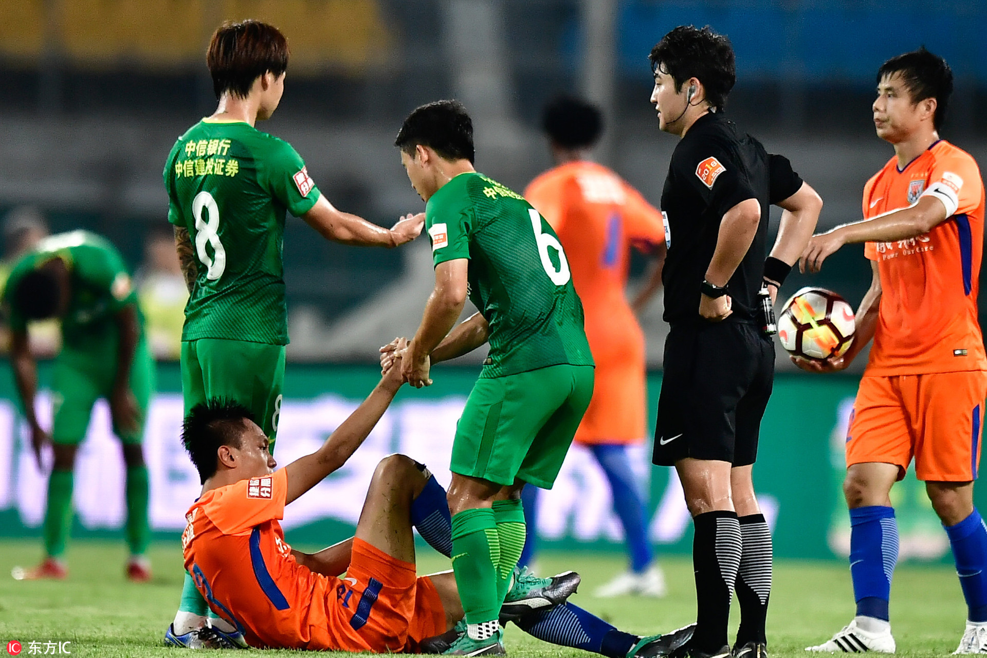 lol官方-关于里尔发布备战花絮,赛前主帅复盘,中超任务艰巨,球探报告显示潜力的信息