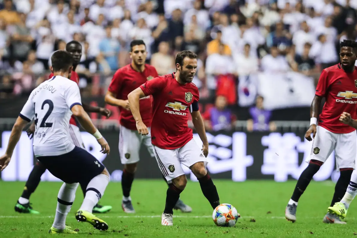 lol官方-关于窗口期体能课后；费城76人状态回暖备战欧联；球迷炸锅；阵容厚度经受考验的信息